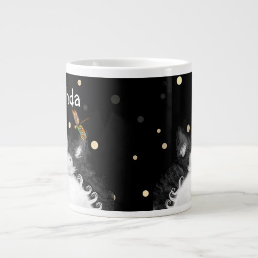 Grande Tasse Tuxedo Cat surpris par la libellule (Devant)