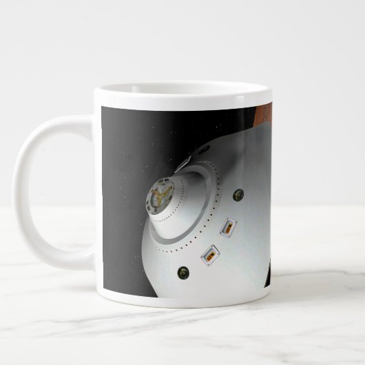 Grande Tasse Un Appareil Spatial Encaissé D'Aérocoque En Approc (Gauche)