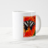 Grande Tasse Un papillon queue de zèbre (Devant droit)