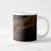 Grande Tasse Une Énorme Éruption Autour De L'Étoile Ngc 2547-Id (Droite)