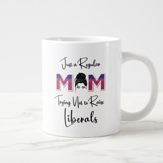 Grande Tasse Une Maman Régulière Essaie De Ne Pas Lever Les Lib (Droite)