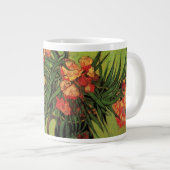 Grande Tasse Vase avec Oleanders et livres par Vincent van Gogh (Devant droit)