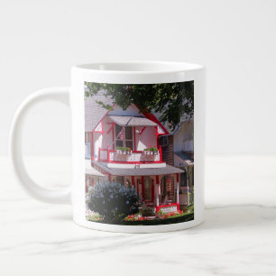 Grande Tasse Victorien rouge et blanc - Martha's Vineyard