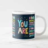 Grande Tasse Vous Êtes Une Citation Inspirationnelle Typographi (Droite)