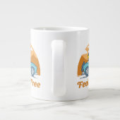 Grande Tasse Voyage sur route | Arachides se sentent libres (Dos)