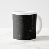 Grande Tasse Vue Entre Les Constellations Pisces & Andromeda (Devant droit)
