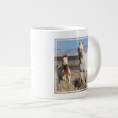 Grande Tasse Wild Horses at Home in the Sandwash Basin (Devant droit)