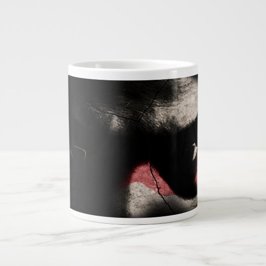 Grande Tasse Yeux foncés (Devant)