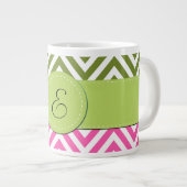 Grande Tasse Zigzag rose, Zigzag vert, Chevron, Monogramme (Devant droit)