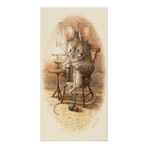 Grandma Dormouse Knitting op een Rocking Stoel Perfect Poster