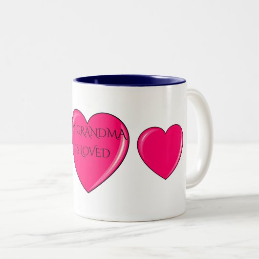 GRANDMA met roze harten koffie of thee mok. Tweekleurige Koffiemok (Voorkant rechts)