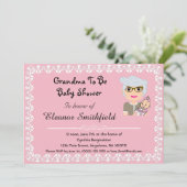 GrandMa sera une invitation Baby shower (Debout devant)