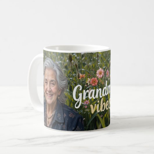 Grandma Vibes Koffiemok (Voorkant links)