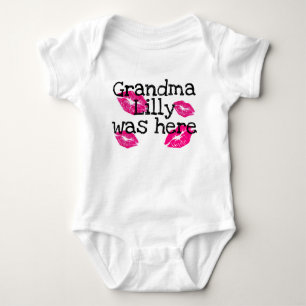 Grandma was hier gepersonaliseerd romper