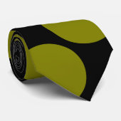 Grands points olives sur la cravate noire (Roulé)