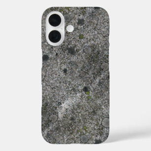 Graniet Rock Grey met groen mos iPhone 16 Hoesje