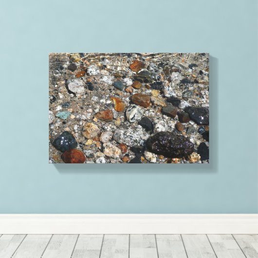 Granite Pebbles in het meer Tenaya bij Yosemite Canvas Afdruk (Insitu (Houten vloer))