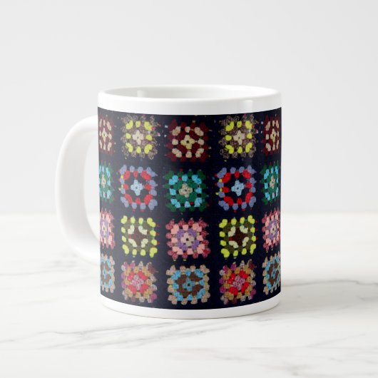 Granny Squares Extra Grote Mok (Voorkant links)