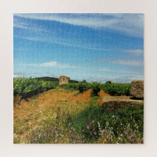 Grape Barn met Pyreneeën in Distance Margon France Legpuzzel (Verticaal)