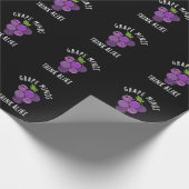 Grape Minds denken aan grappige fruitpun Dark BG Cadeaupapier (Hoek)
