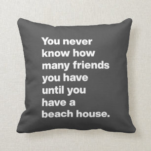 Grapny Beach House Friends Quote Typography Black Kussen