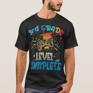 Grappig 3th Grade Level Complete Video Gamer 2021 T-shirt