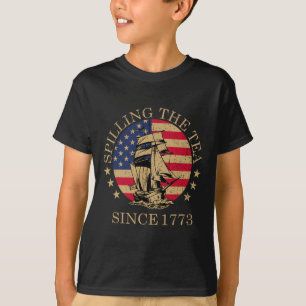 Grappig 4 juli morsen van de thee sinds 1773 Vier T-shirt