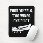 Grappig ‘4 Wheels 2 Wings One Pilot’ & Cool Cessna Muismat (Met muis)