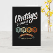 Grappig 62 jaar oud 1963  62e verjaardag cadeau kaart (Gele Bloem)