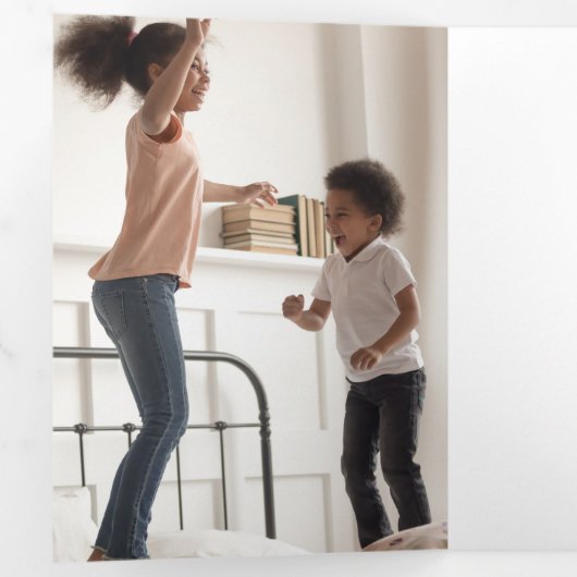 Grappig alles is niet Calm Green Prettige feestdag Drieluik Wenskaart (Binnenzijde eerst)