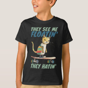 Grappig calico kat straat schaats boarding ze hati t-shirt