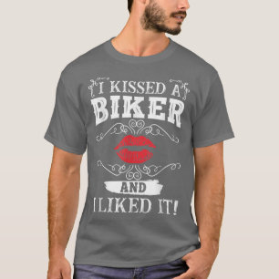 Grappig dat ik een fietser heb gekust en ik vond h t-shirt