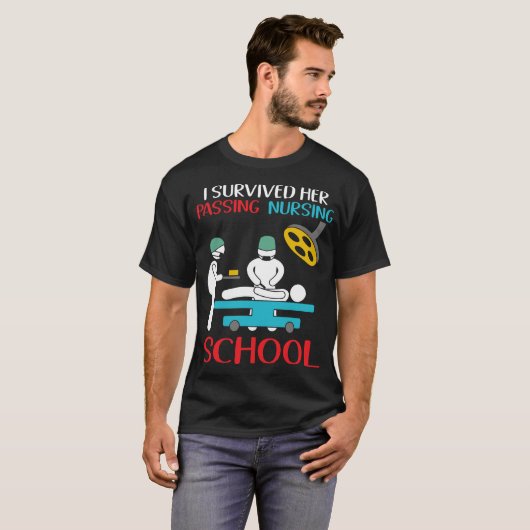 Grappig dat ik haar overlevingsschool heb overleef t-shirt (Voorkant volledig)