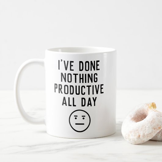Grappig dat ik niets productief heb gedaan. koffiemok (Met donut)