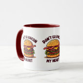 Grappig eten Pun Bacon Lover Cheeseburger Design Mok (Voorkant links)