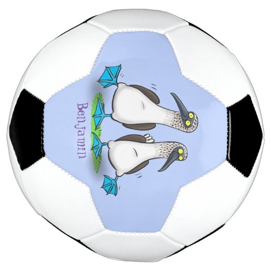 Grappig, gelukkig blauw gefundeerde cartoon die op voetbal (Gedraaid)