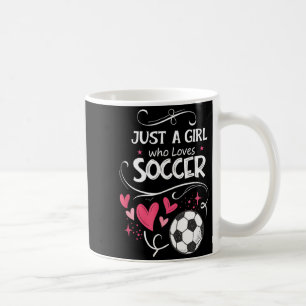 Grappig gewoon een meisje dat van voetbal houdt koffiemok