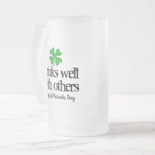 Grappig glasbier mok cadeau voor St Patrick's Day (Voorkant links)