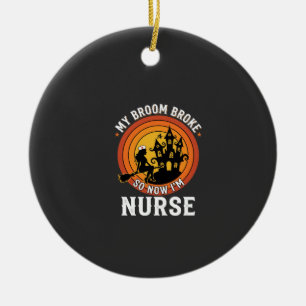 Grappig Halloween Verpleegster Heks Bezem Kostuum  Keramisch Ornament