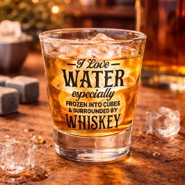 Grappig ik hou van water bevroren in whisky shot glas