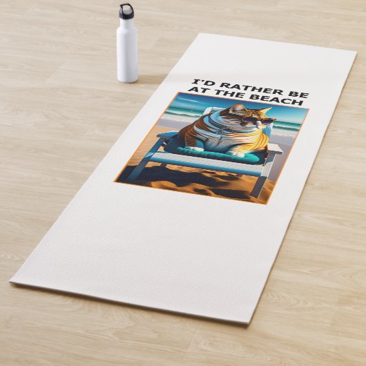 Grappig kat dat ik liever bij het strand ben. yogamat (In situ)