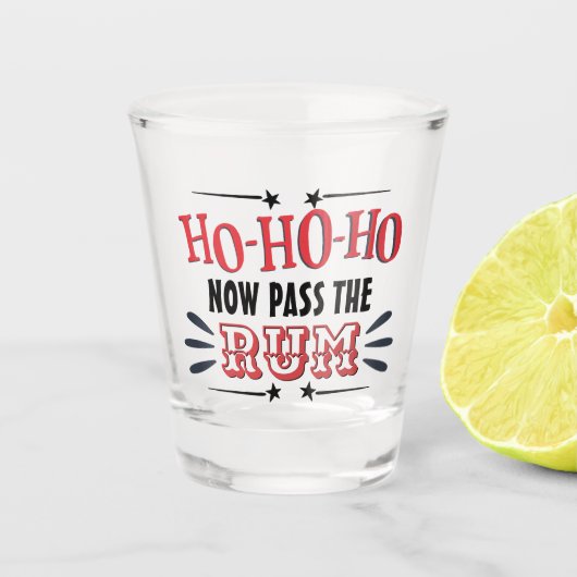 Grappig kerstfeest drink wie er de rum passeert shot glas (Voorkant)