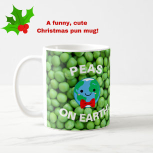 Grappig kerstfeest "Peas on Earth" Punny Cute Koffiemok
