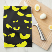 Grappig keukenhanddoek met gele boze ogen (Quarter Fold)