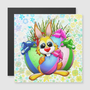 Grappig konijn dat een paasei bijt