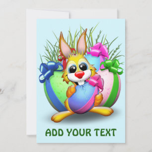 Grappig konijn dat een paasei bijt feestdagenkaart