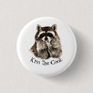Grappig, Kus de kok, Raccoons Tas Ronde Button 3,2 Cm