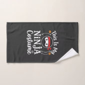 Grappig Ninja Kostuum Halloween Ontwerp_1 Handdoek (Handdoek)