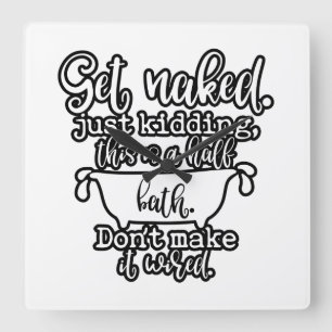 Grappig ontwerp van de badkamer voor uw thuisdecor vierkante klok