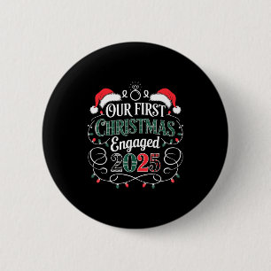 Grappig Onze Eerste Kerst Verloving 2025 Koppel Py Ronde Button 5,7 Cm